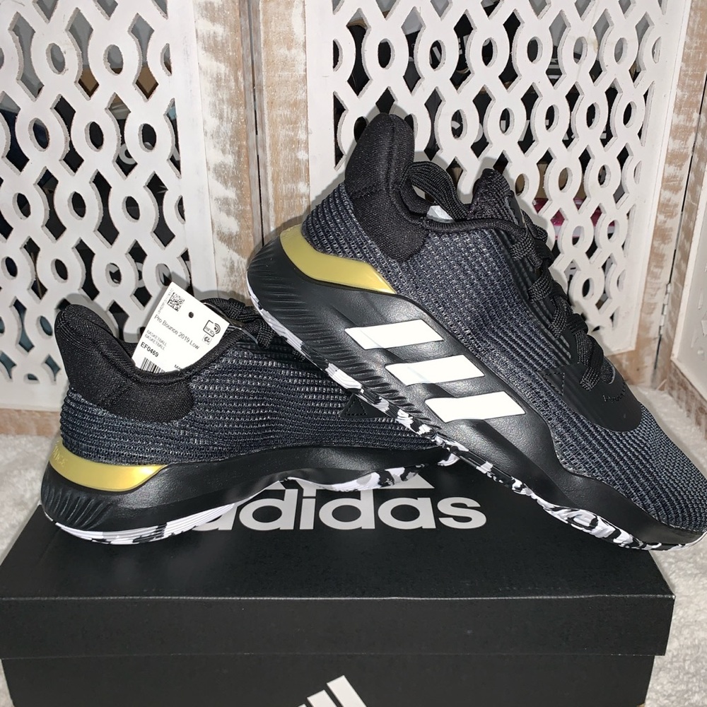 ADIDAS PRO BOUNCE LOW